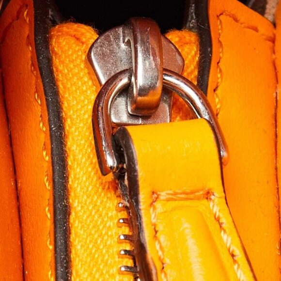 Fendi Orange Pebbled Leather Small Peekaboo Iseeu XCross Satchel Bag 7VA582 - Picture 5 of 12